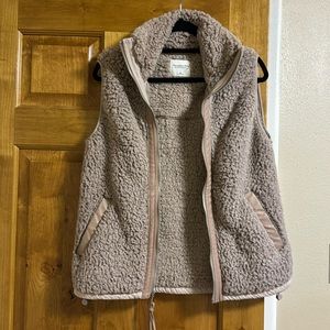 Shearling Abercrombie Vest